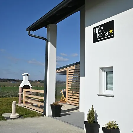 Hisa Ispira * Moravske Toplice