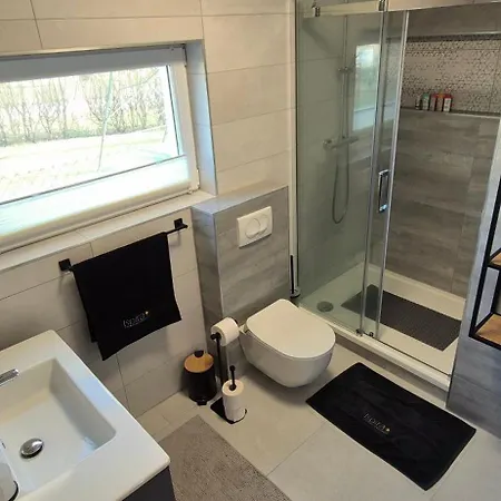 Počitniška hiša Hisa Ispira *