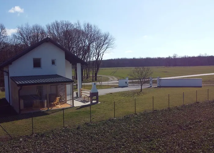 Holiday home Hisa Ispira *